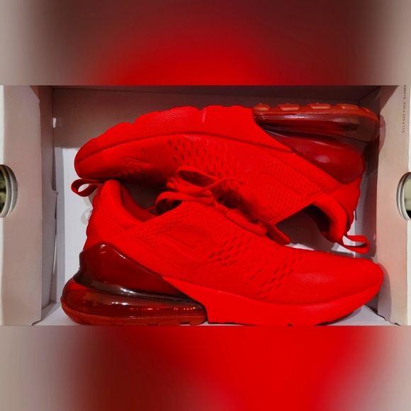 Air Max 270, University Red, Men's Size 9 - Picture 2 of 4
